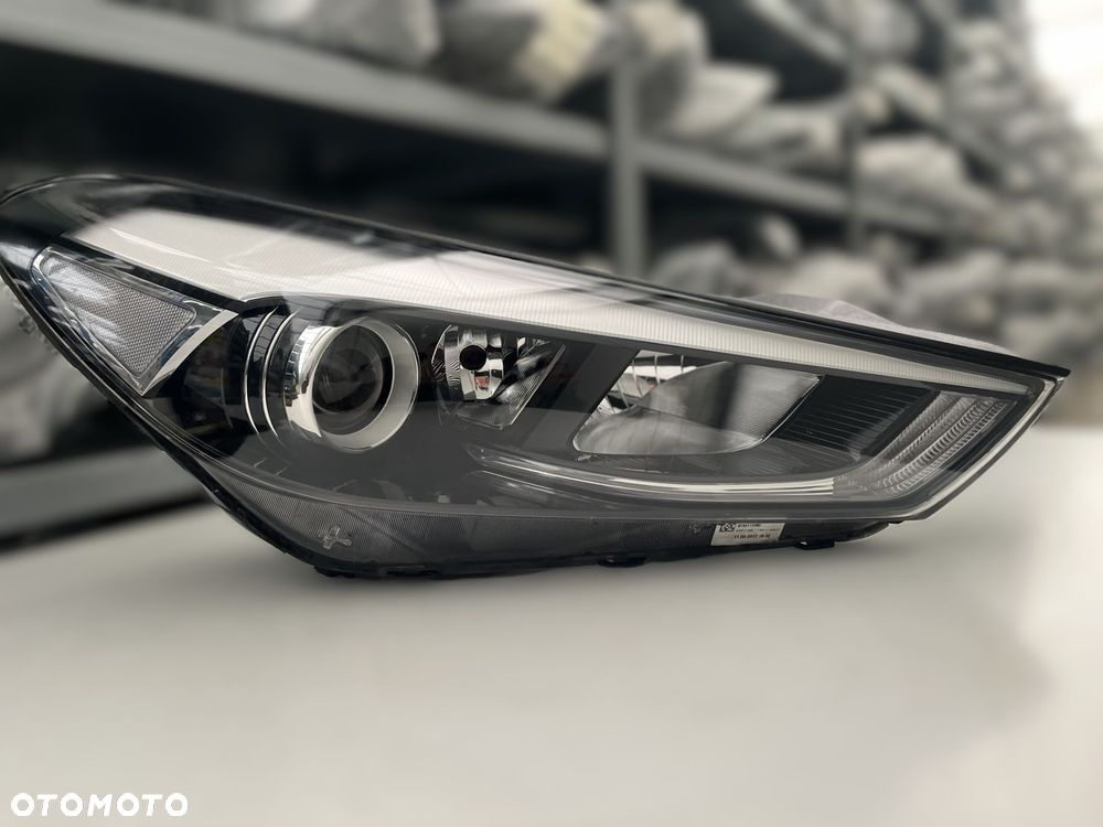 Hyundai Tucson Ii H7 Led Reflektor Prawy 92102d7100 - 1