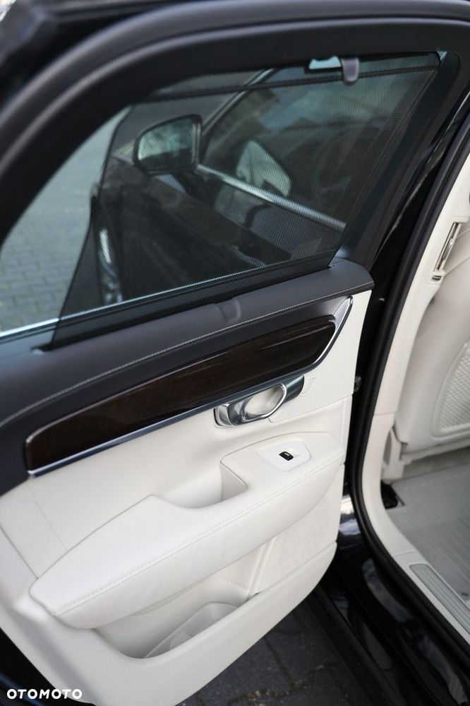 Volvo S90 - 30