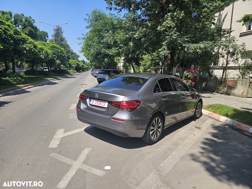 Mercedes-Benz A 180 d Sedan 8G-DCT - 13