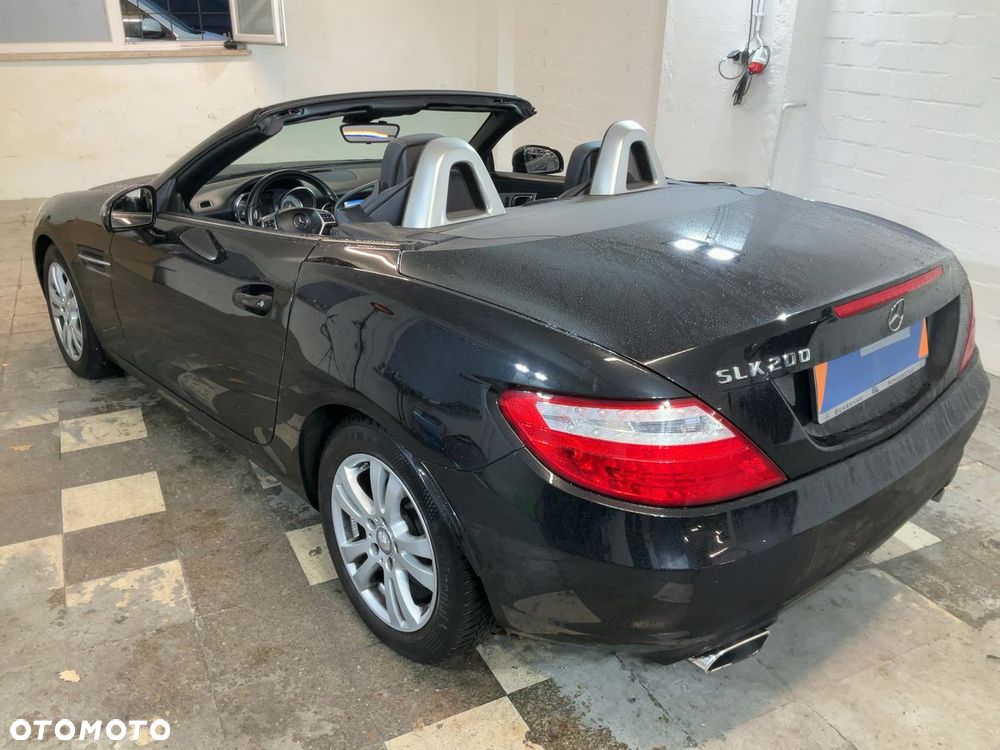 Mercedes-Benz SLK 200 BlueEFFICIENCY 7G-TRONIC Roadster pur - 4