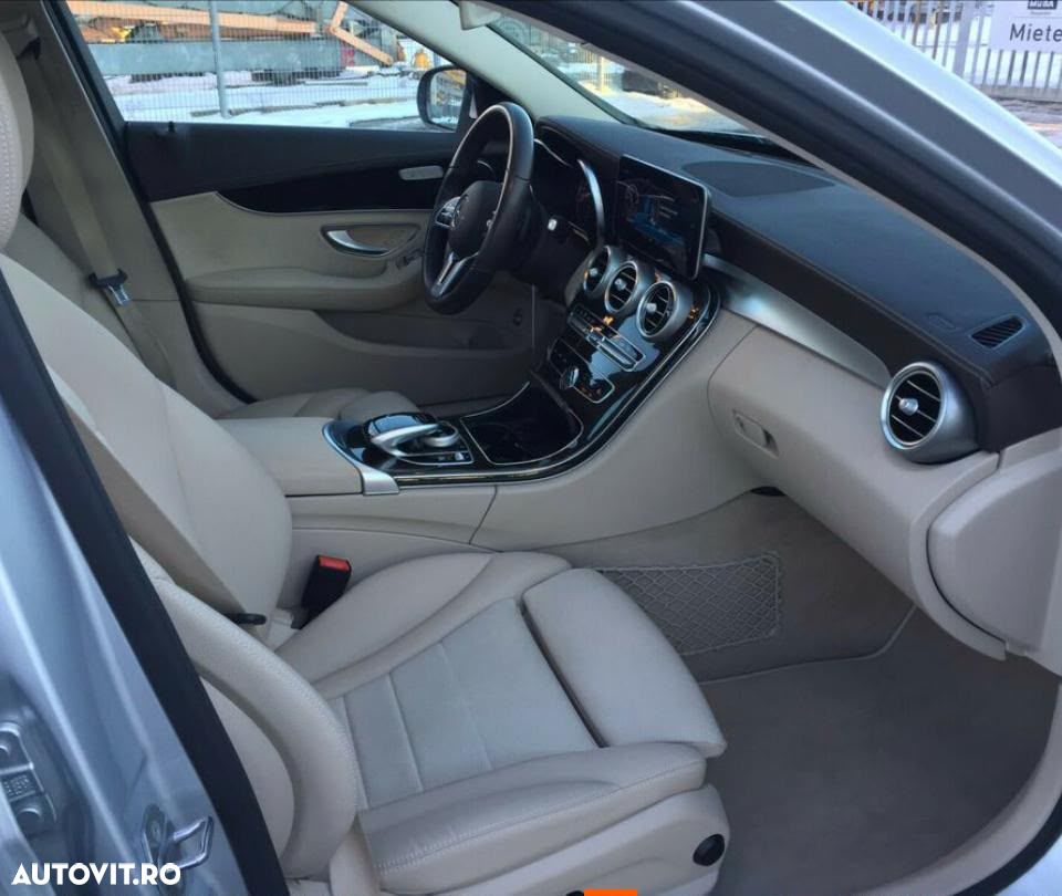 Mercedes-Benz C 220 d 4Matic 9G-TRONIC Avantgarde - 8