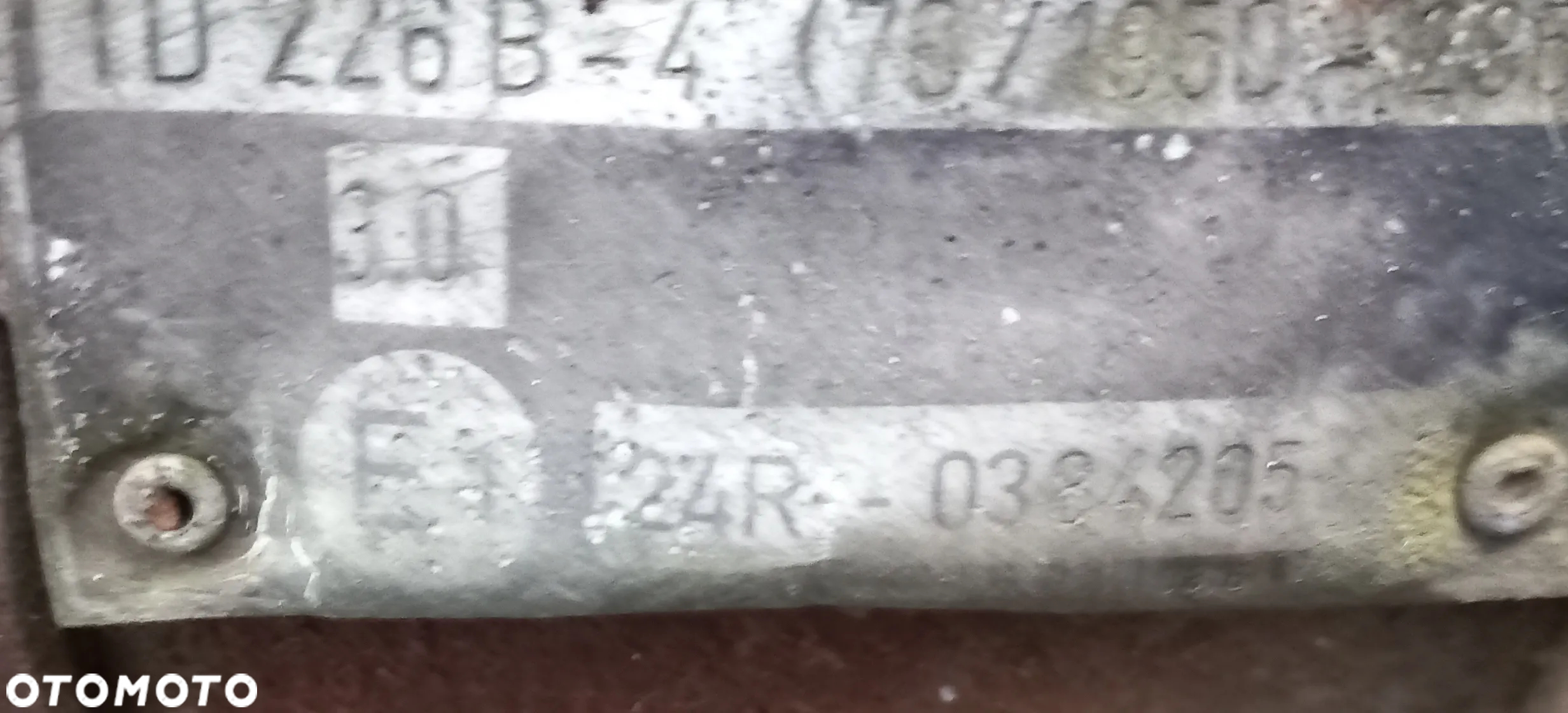 Części FENDT 307,308,309,310,311,312 most ZF,silnik,skrzynia,MWM TD226B-4,4475405202,wieniec,atak,kosz,koło zębate,wałek,wał,układ planetarny,półoś,felga,obudowa mostu,korpus,blok,szkielet kabiny,maska,łoże,dokumenty - 2