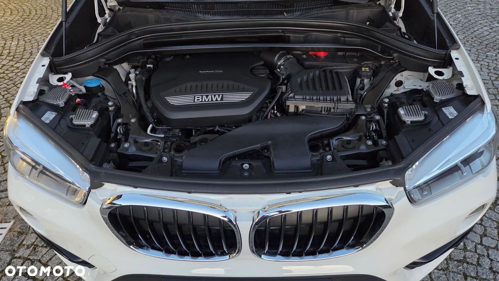 BMW X1 xDrive20d Sport Line - 12