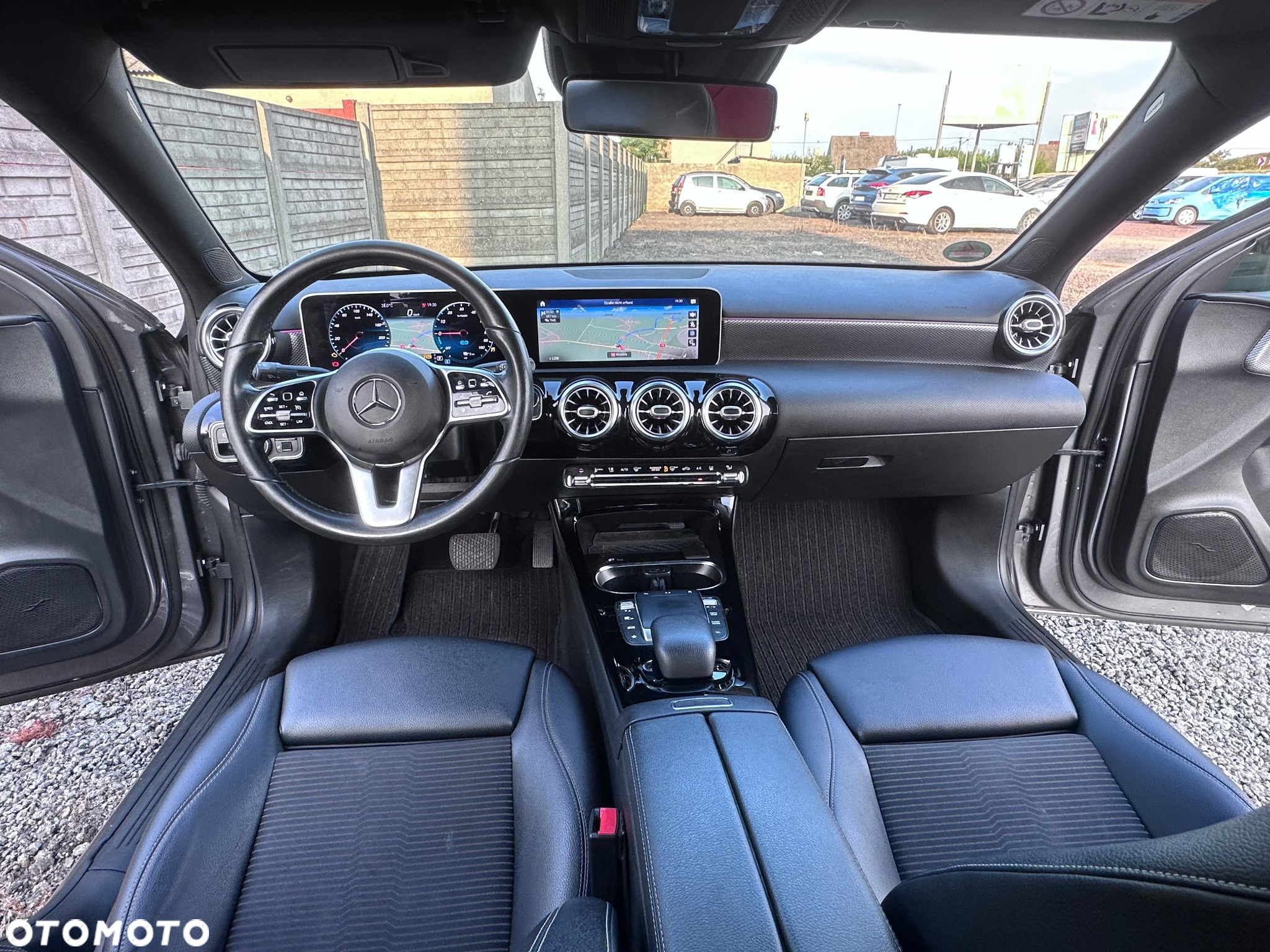 Mercedes-Benz Klasa A 250 e 8G-DCT Progressive - 14