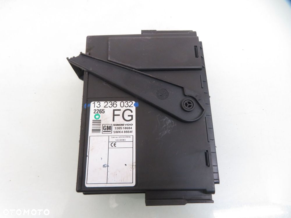 STACYJKA STEROWNIK OPEL CORSA C 1.0 Z 10 XEP 0261208393 55354327 13236032 - 11
