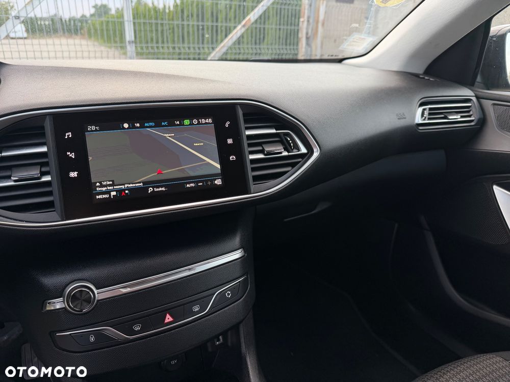 Peugeot 308 BlueHDi 120 Stop & Start Active - 17