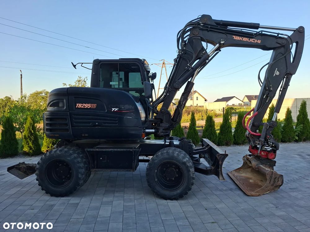 Takeuchi TB295W - 6