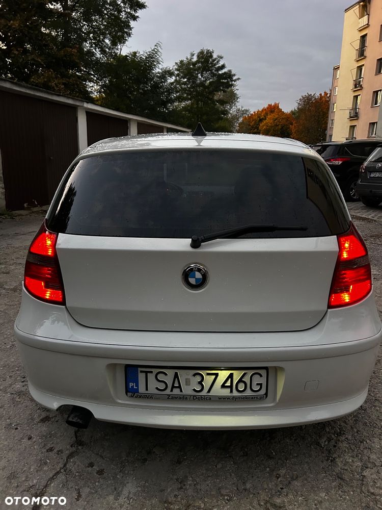 BMW Seria 1 118d DPF - 3
