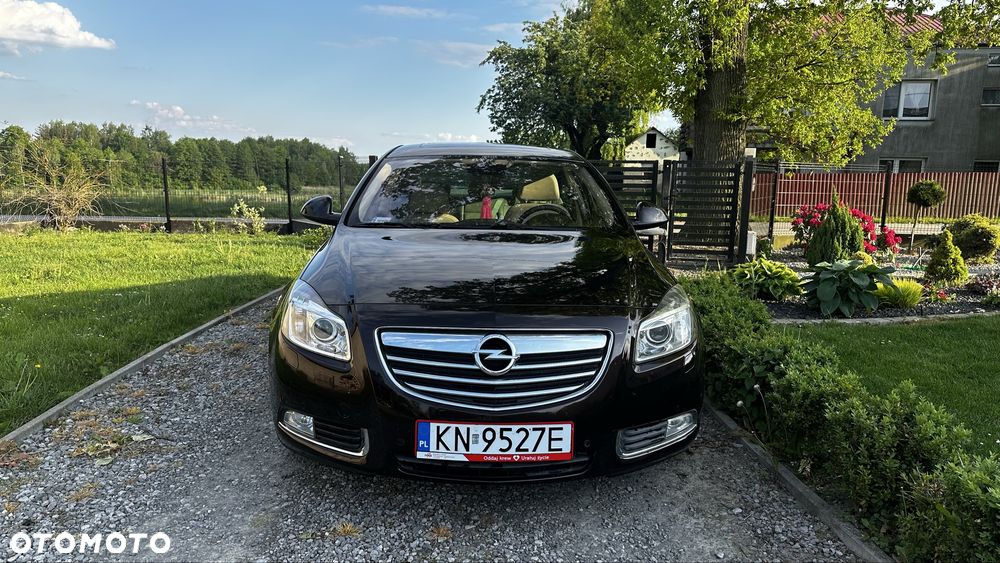 Opel Insignia - 1