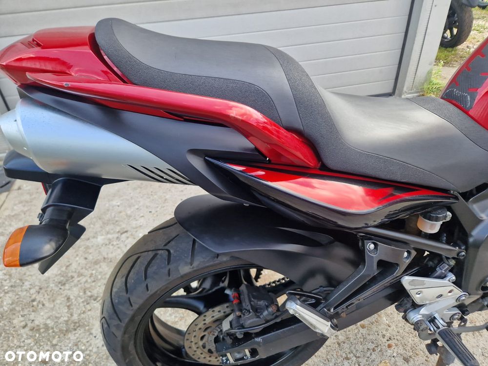 Yamaha FZ6 - 24
