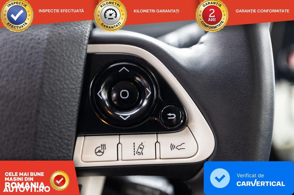 Toyota Prius 1.8 HSD Exclusive Plus - 12