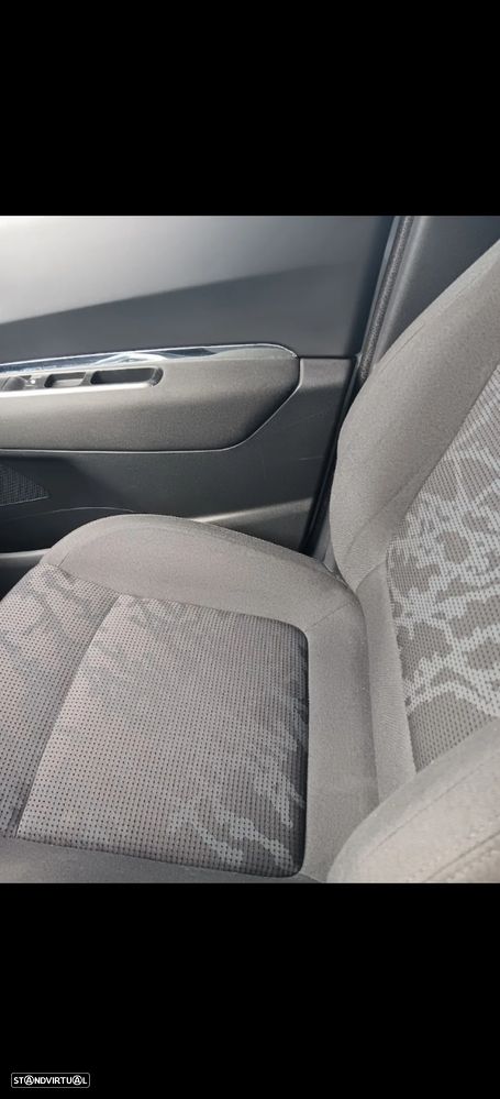 Peugeot 3008 1.6 e-HDi Allure 2-Tronic 110g - 13