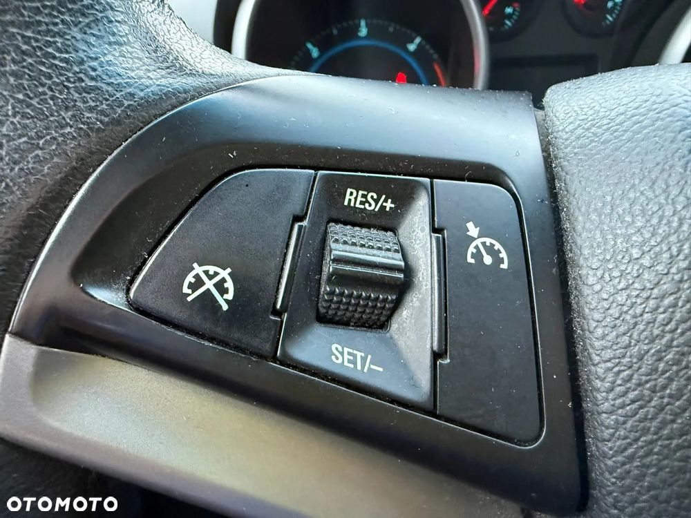 Chevrolet Cruze 2.0 LTZ - 21