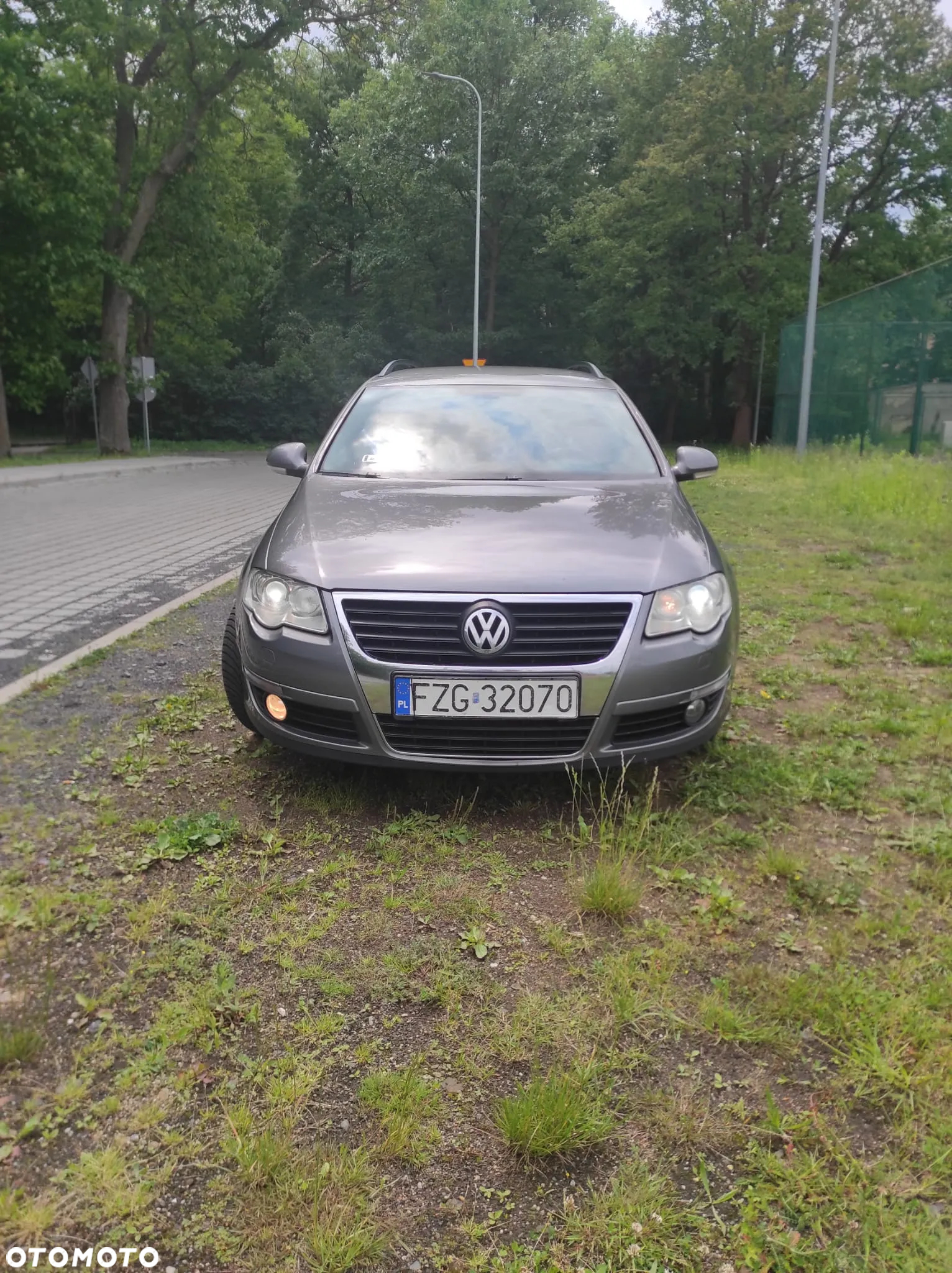 Volkswagen Passat 2.0 TDI Comfortline - 12