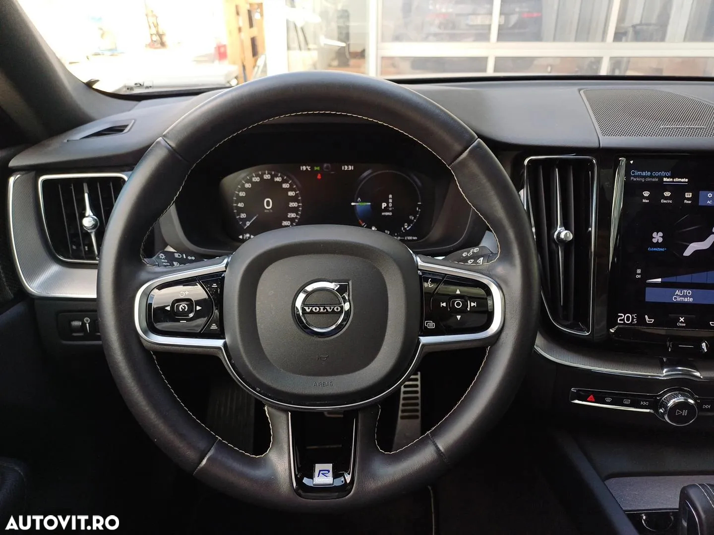 Volvo XC 60 T8 Twin Engine AWD Momentum - 15