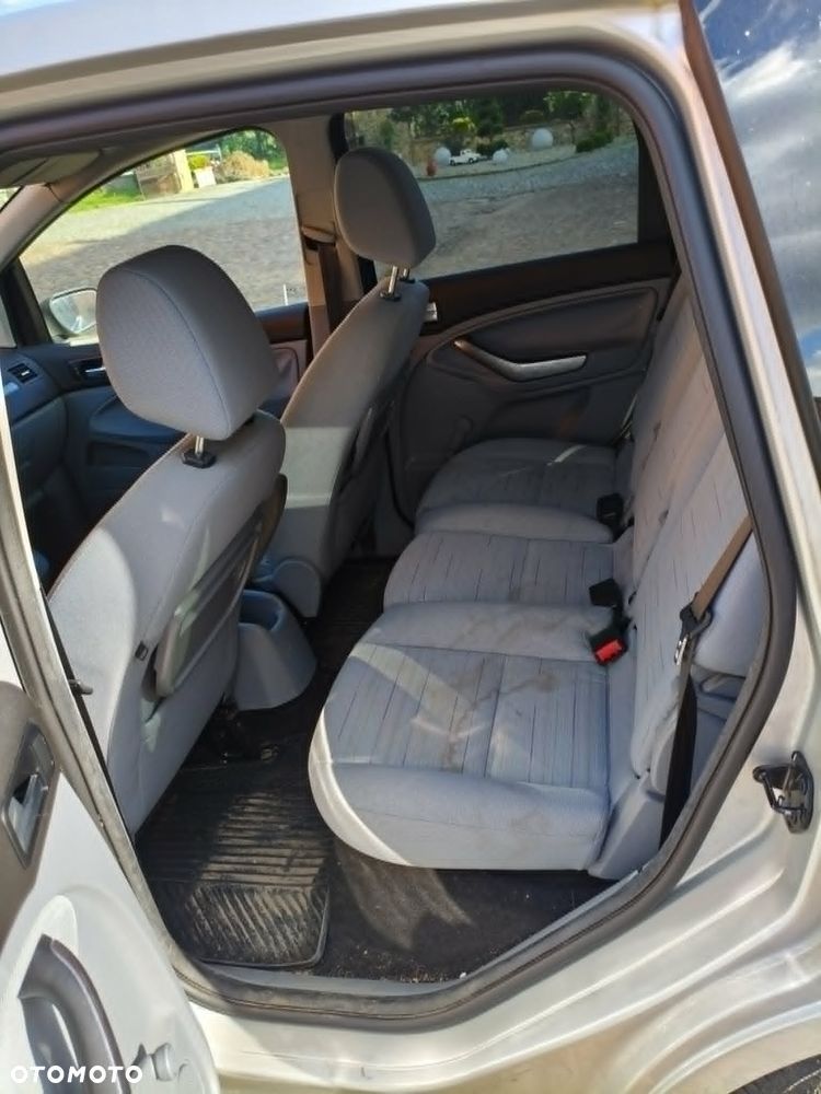 Ford C-MAX - 4