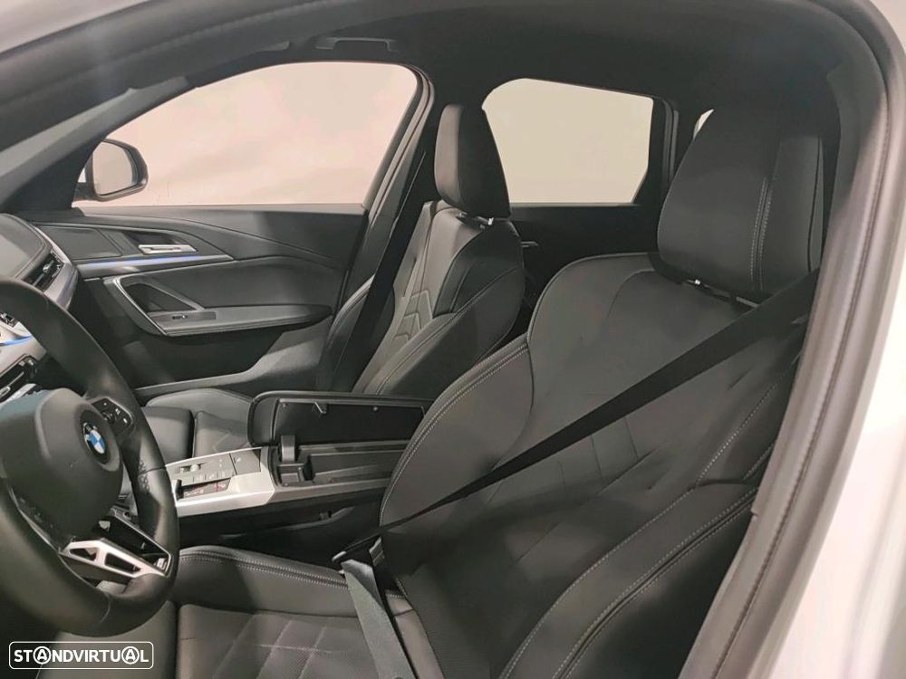 BMW X1 sDrive18d Pack Desportivo M - 5