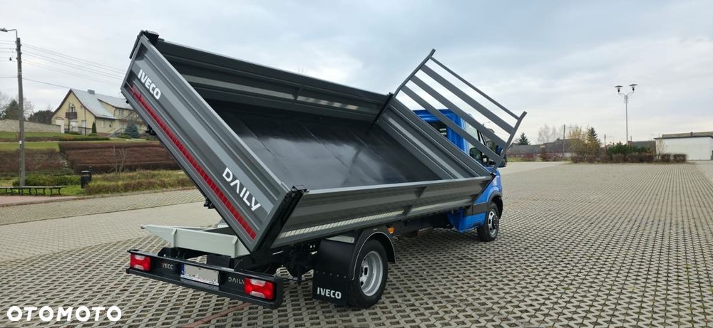 Iveco DAILY - 12