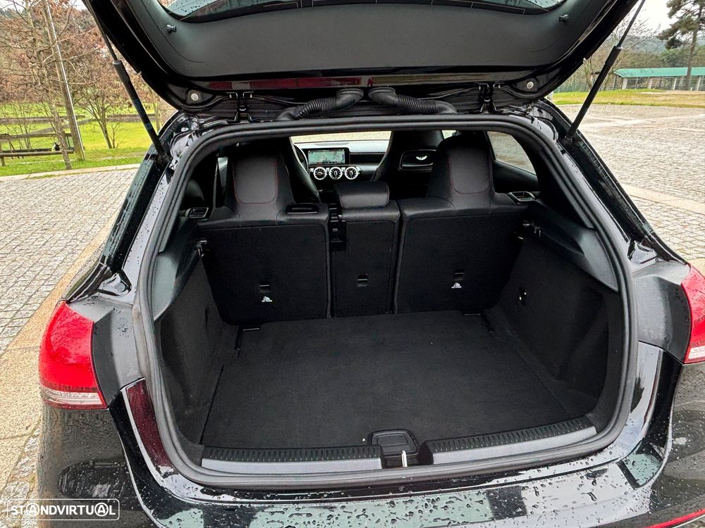 Mercedes-Benz A 180 d 7G-DCT AMG Line - 12