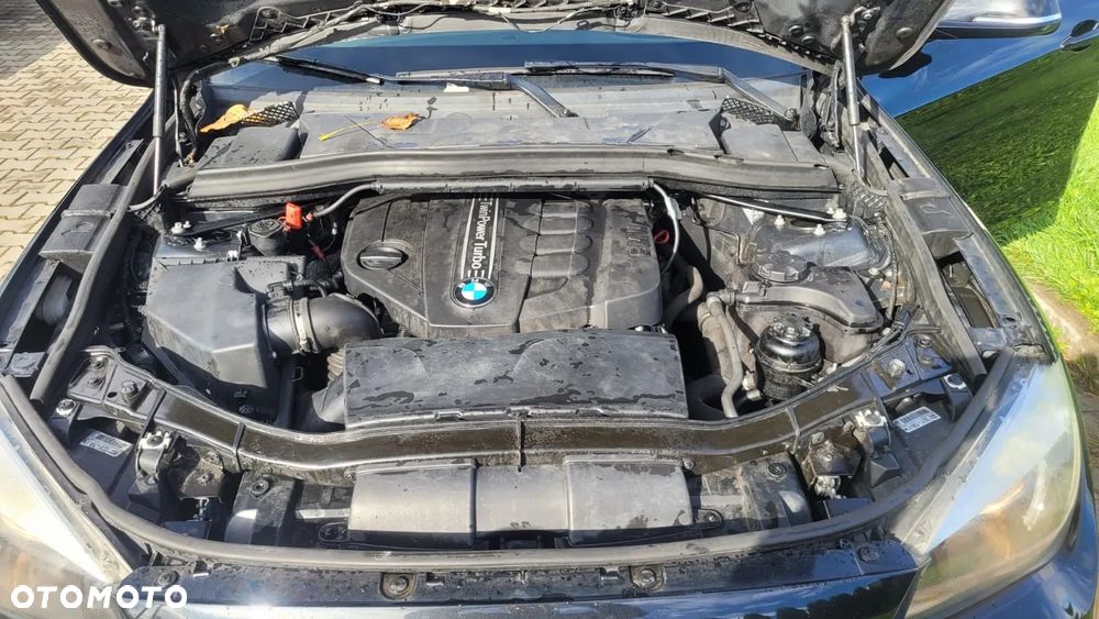 BMW X1 xDrive18d - 17