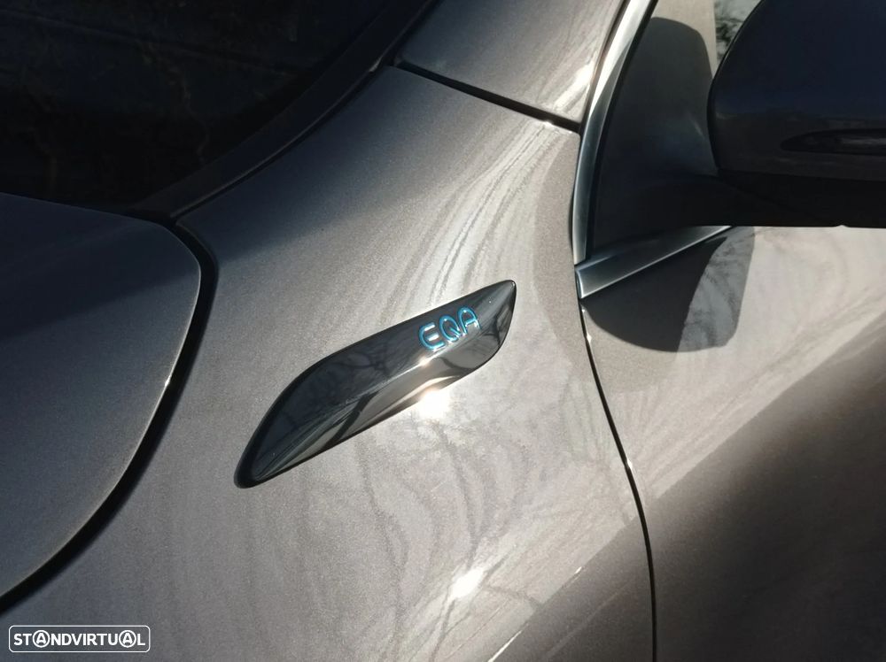Mercedes-Benz EQA 250 - 22