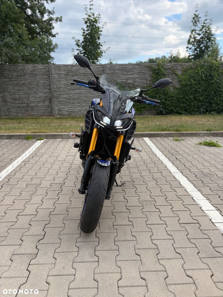 Yamaha MT - 1
