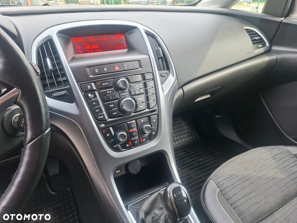 Opel Astra 1.4 T Cosmo EU6 - 9