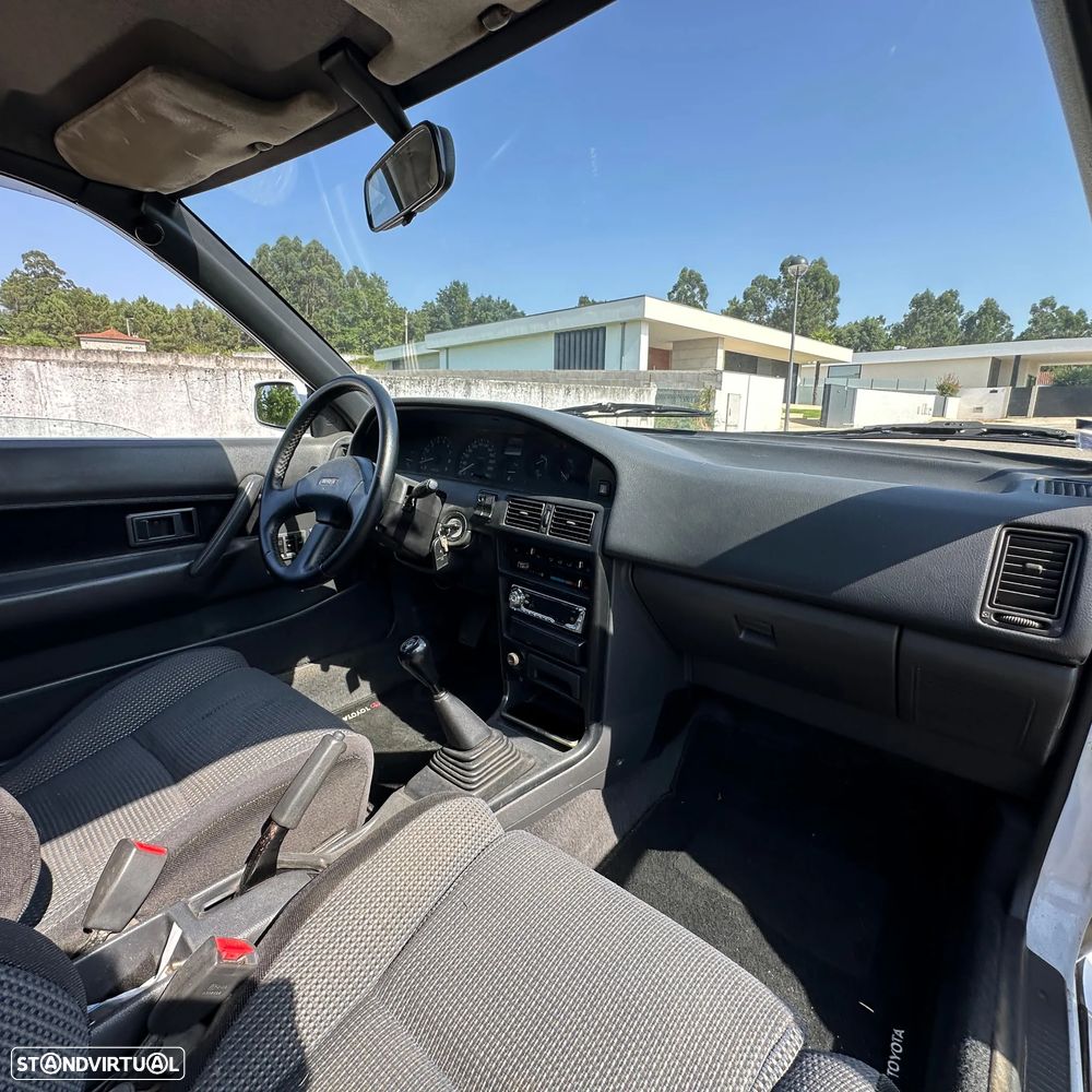 Toyota Corolla - 18