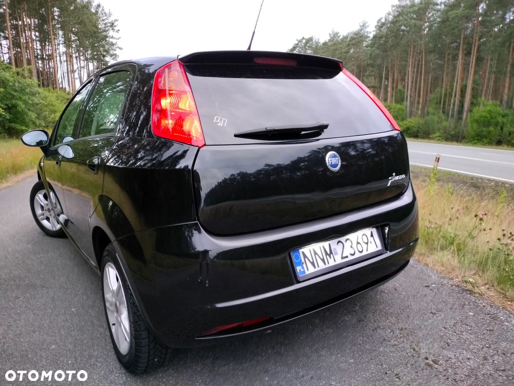 Fiat Grande Punto 1.4 8V - 11