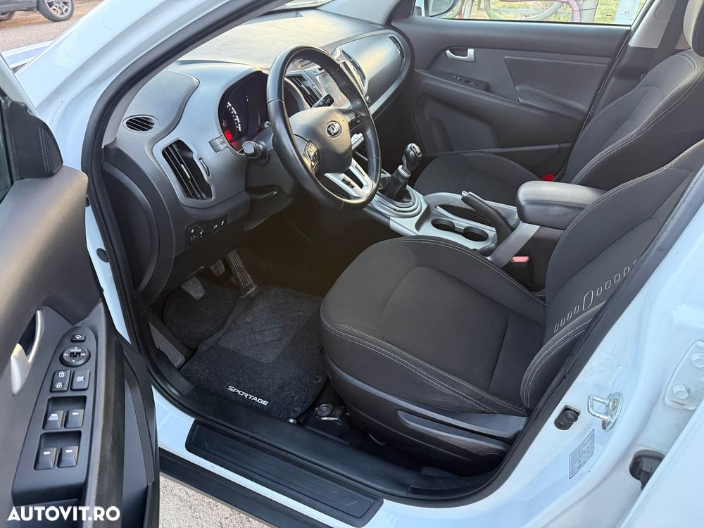 Kia Sportage - 8