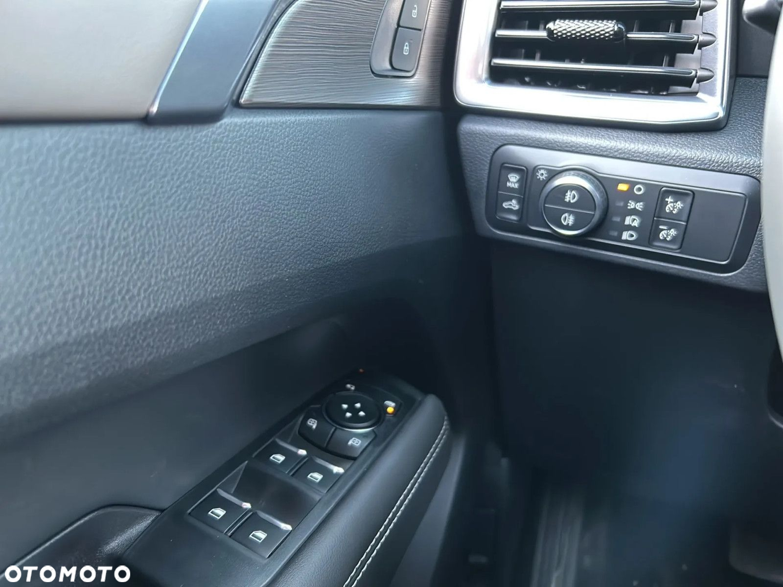 Volkswagen Amarok 3.0 V6 TDI 4Mot Style - 21