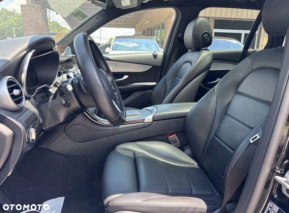Mercedes-Benz GLC 300 4-Matic - 7