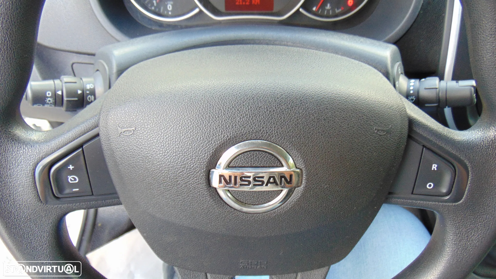 Nissan NV 250 DCI 110 CV 3 LUGARES - 15
