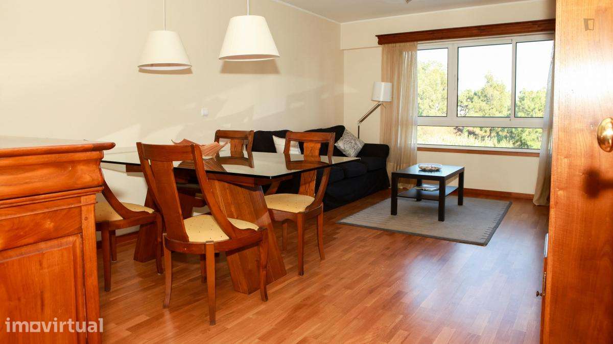 Quarto - localizado em Foz do Douro Porto - Grande imagem: 2/27