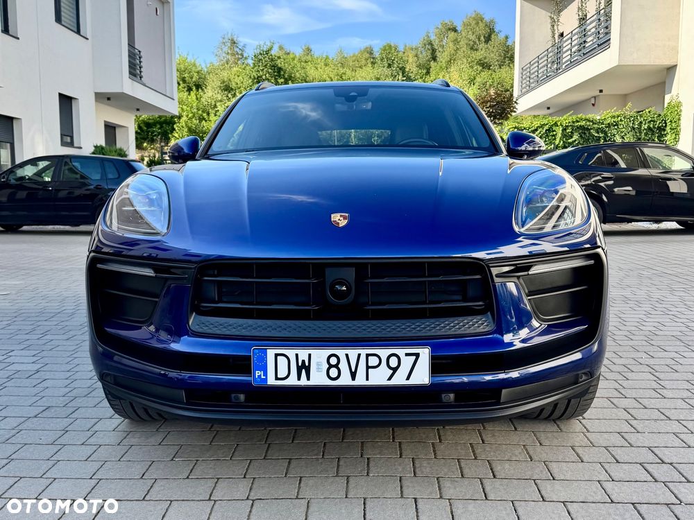 Porsche Macan Standard - 2