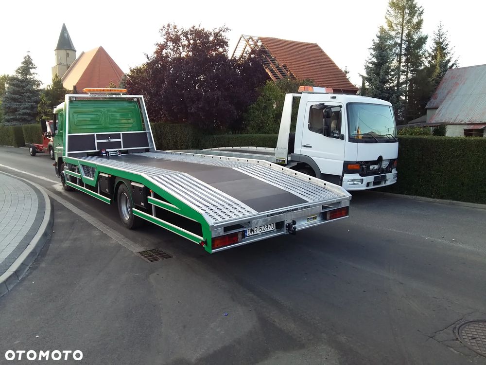 ATEGO najazd zabudowa pomoc drogowa KUNICE - 6