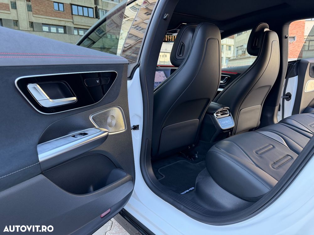 Mercedes-Benz EQE AMG 43 4MATIC - 9