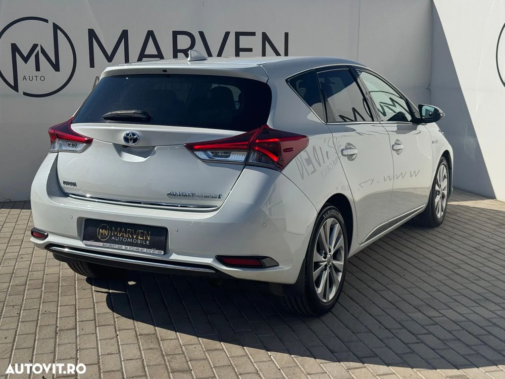 Toyota Auris 1.8 L VVT-i Hybrid Sol - 4