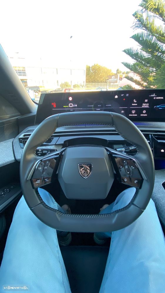 Peugeot E-3008 73 kWh Allure - 28