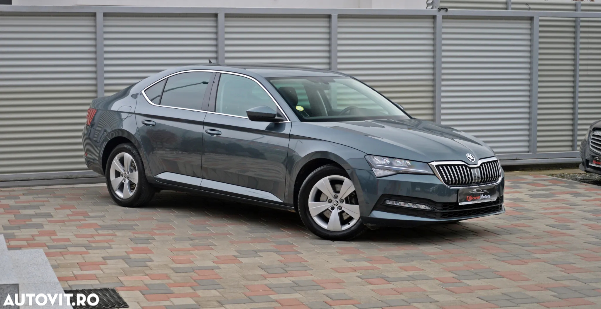Skoda Superb 2.0 TDI DSG Active - 7