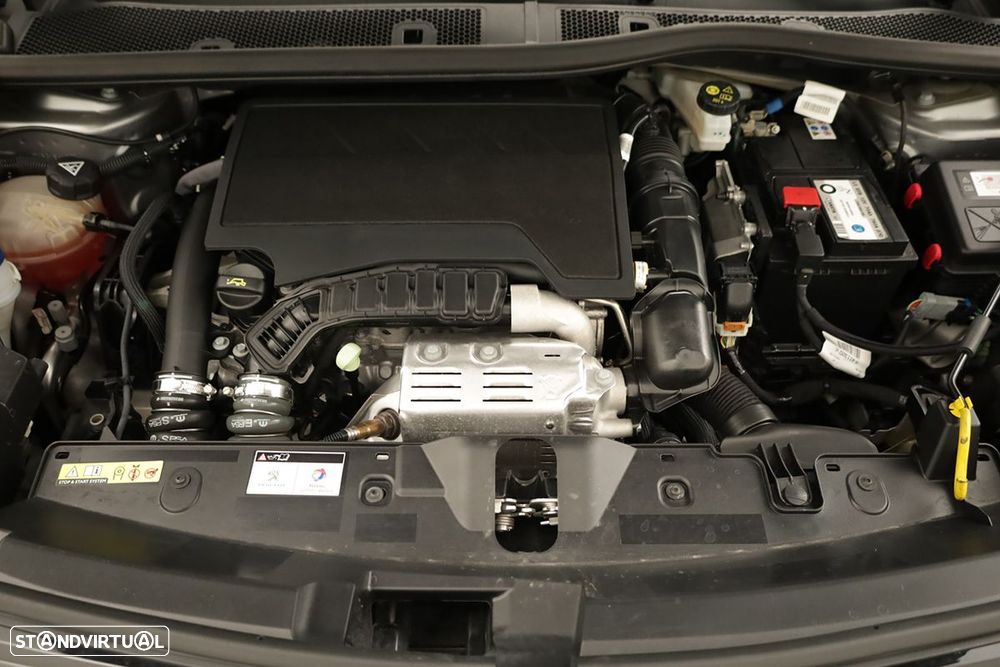 Peugeot 2008 1.2 PureTech Allure Pack EAT8 - 25