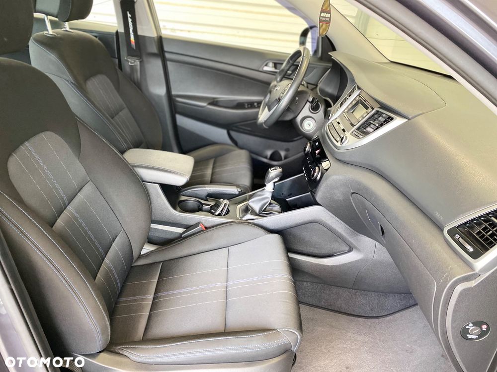 Hyundai Tucson 1.7 CRDI BlueDrive Comfort 2WD - 10