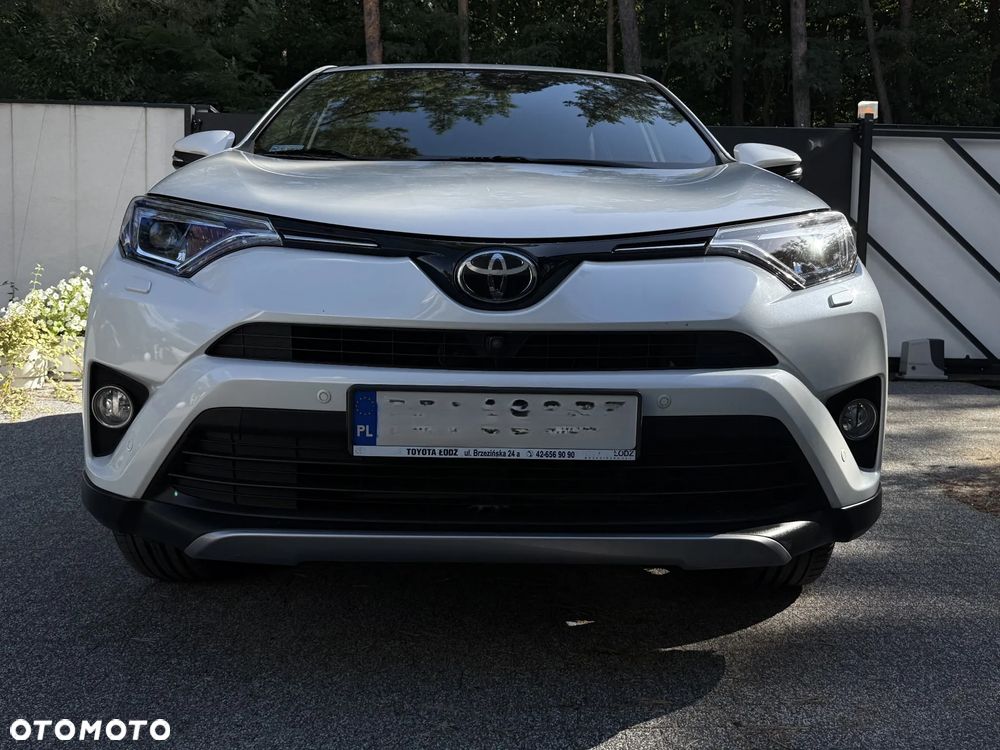 Toyota RAV4 2.0 Prestige MS EU6 - 5