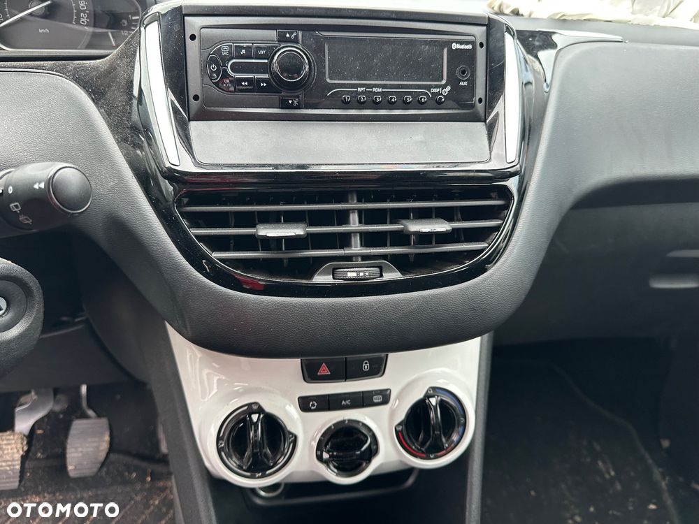 Peugeot 208 PureTech 68 Like - 19