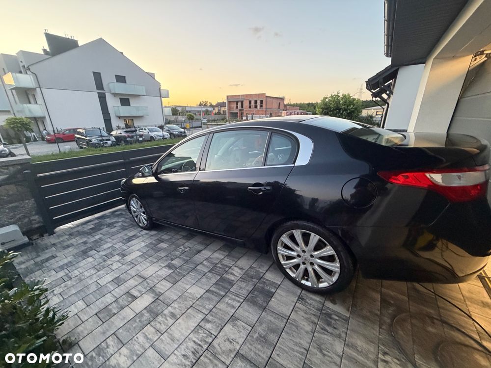Renault Latitude - 2