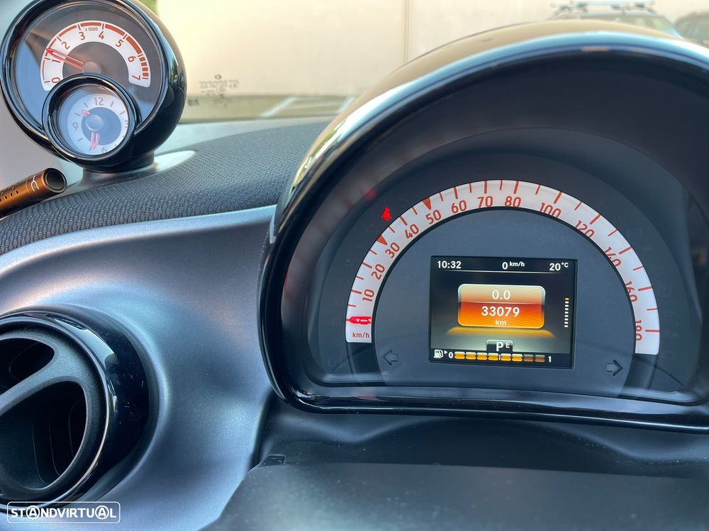Smart Fortwo Cabrio - 25