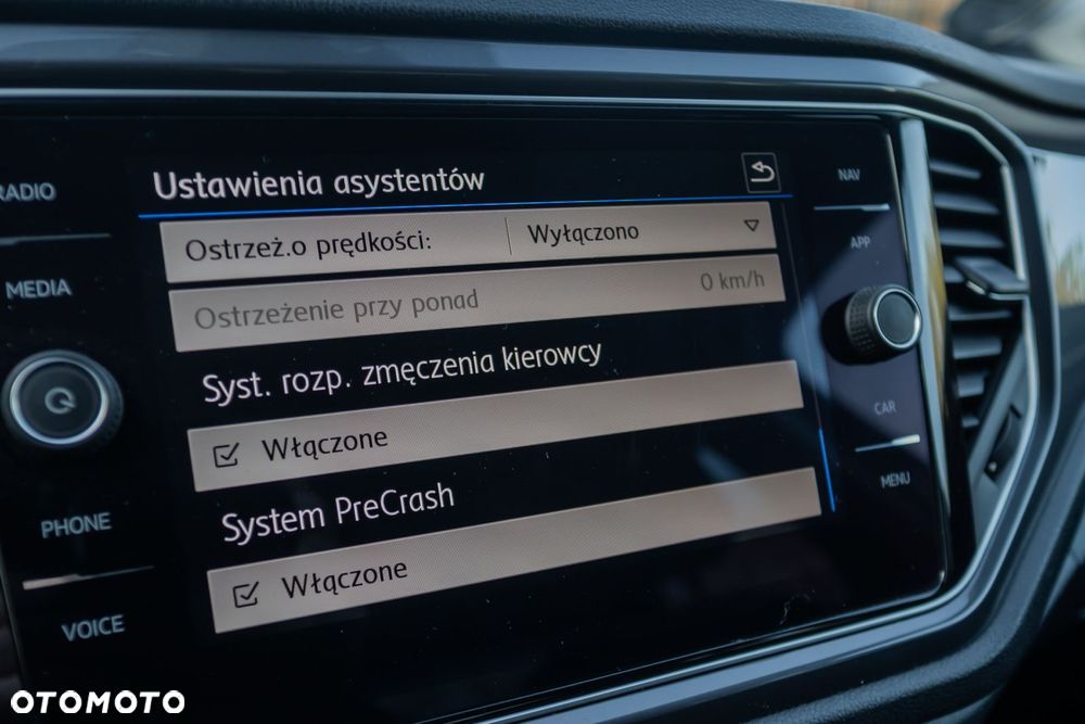 Volkswagen T-Roc 2.0 TDI SCR DSG IQ.DRIVE - 40