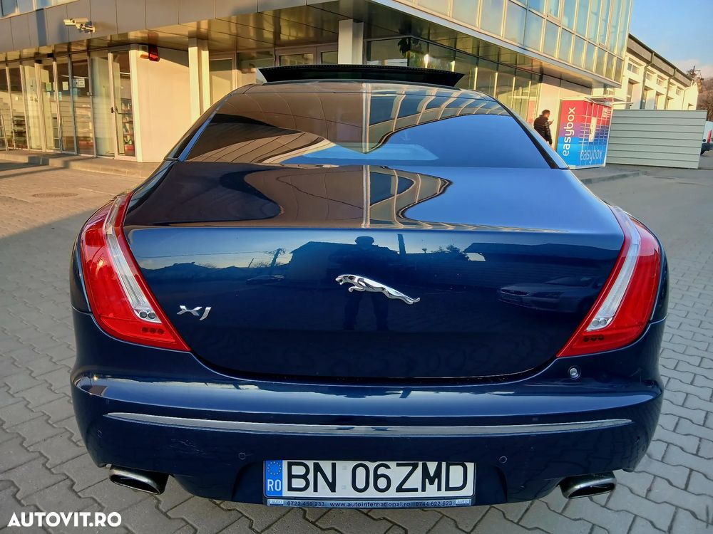 Jaguar XJ 3.0 V6 Luxury Aut SWB - 8