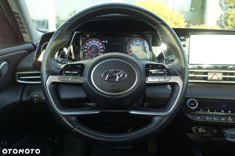 Hyundai Elantra - 15