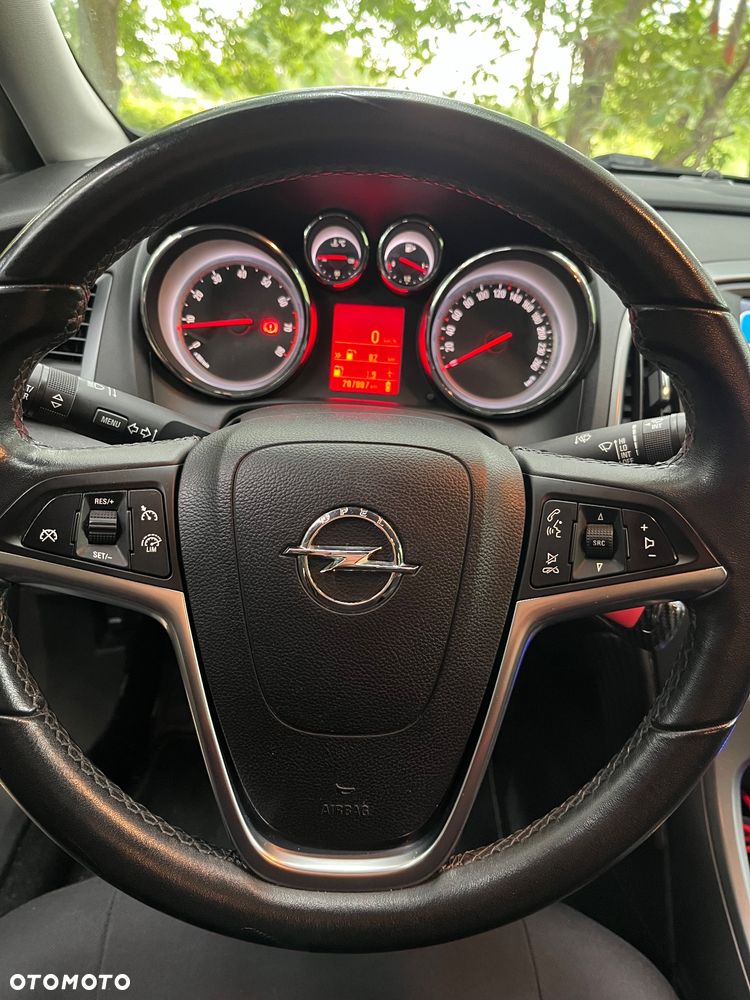 Opel Astra 1.4 T Business S&S - 8